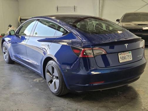 Blue Ray Metallic 2022 Tesla Model 3 Long Range