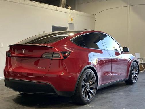 2020 Tesla Model Y Performance Dual Motor All-Wheel Drive