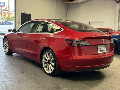 2018 Tesla Model 3 Long Range