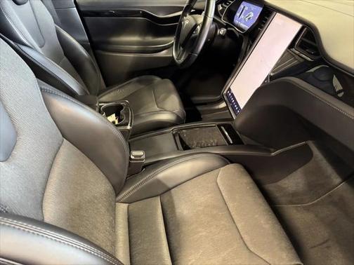 2018 Tesla Model X 75D