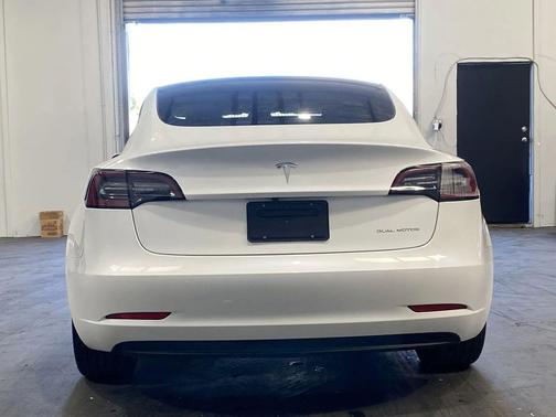 2023 Tesla Model 3 Long Range