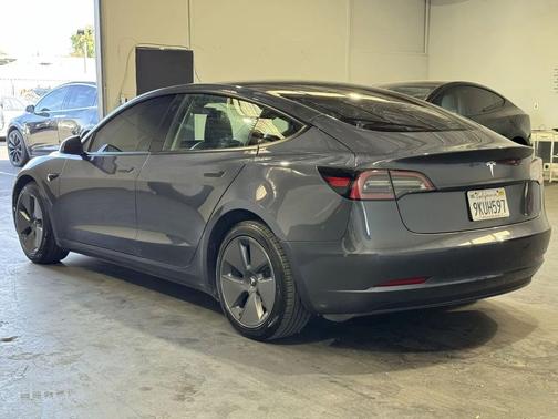 2023 Tesla Model 3 Standard Range
