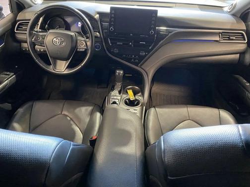2023 Toyota Camry Hybrid SE