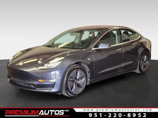Midnight Silver Metallic 2018 Tesla Model 3 Standard