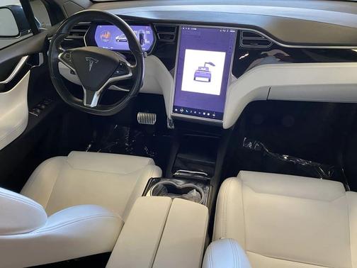 2016 Tesla Model X 75D