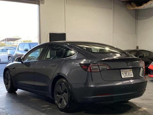 2023 Tesla Model 3 Standard Range