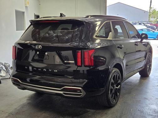 Ebony Black 2021 Kia Sorento SX