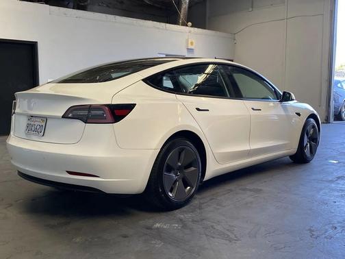 2023 Tesla Model 3 Standard Range