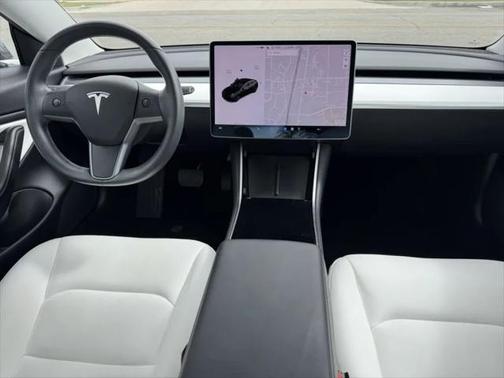 2019 Tesla Model 3 Standard Range