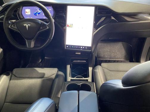 2018 Tesla Model X 