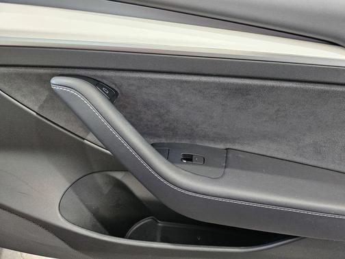 Red Multi-Coat 2023 Tesla Model 3 Standard Range