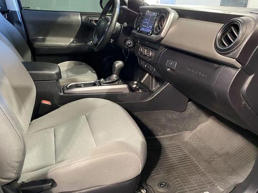 2020 Toyota Tacoma SR5