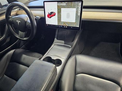 Pearl White Multi-Coat 2021 Tesla Model 3 Standard Range Plus