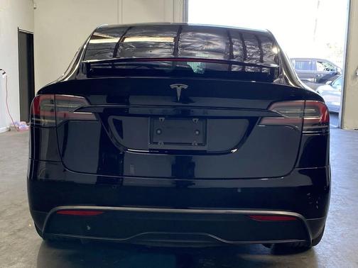 2023 Tesla Model X 