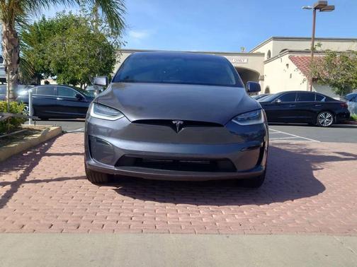 2022 Tesla Model X Plaid