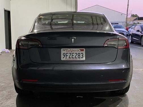 2023 Tesla Model 3 Standard Range
