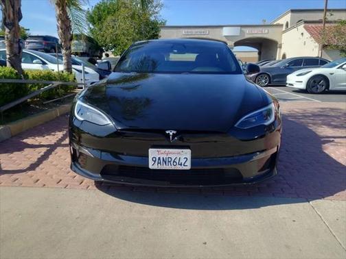 2022 Tesla Model S Base