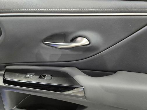 white 2023 Lexus ES 300h Base