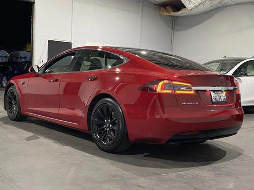 2018 Tesla Model S 