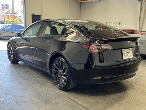 2022 Tesla Model 3 Performance