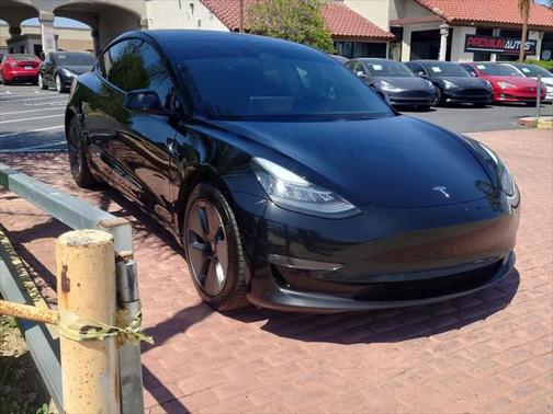 2022 Tesla Model 3 Long Range