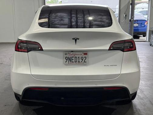 2020 Tesla Model Y Long Range Dual Motor All-Wheel Drive