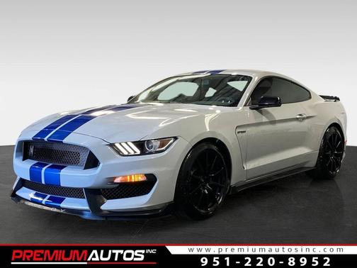 2017 Ford Shelby GT350 Base