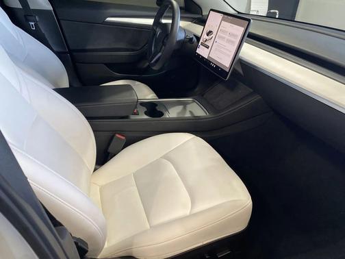 2022 Tesla Model 3 Standard Range