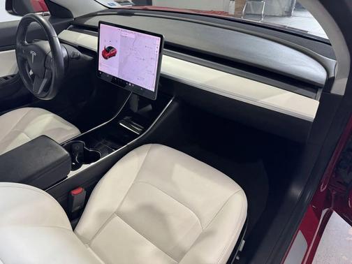 2019 Tesla Model 3 Standard Range