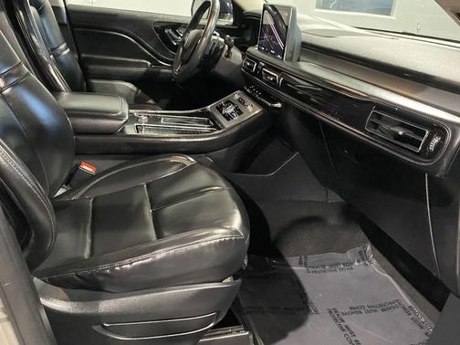 2021 Lincoln Aviator Standard