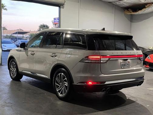 2021 Lincoln Aviator Standard