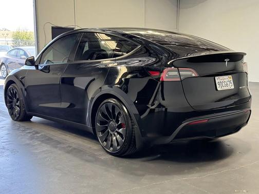 2022 Tesla Model Y Performance