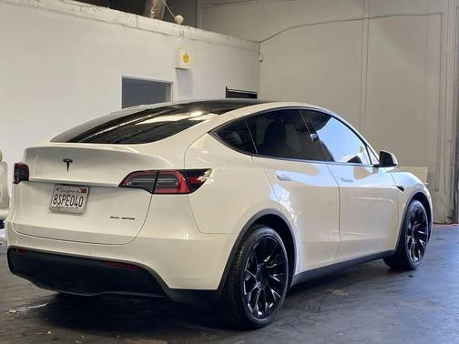 2020 Tesla Model Y Long Range Dual Motor All-Wheel Drive