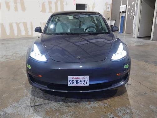 2023 Tesla Model 3 Standard Range