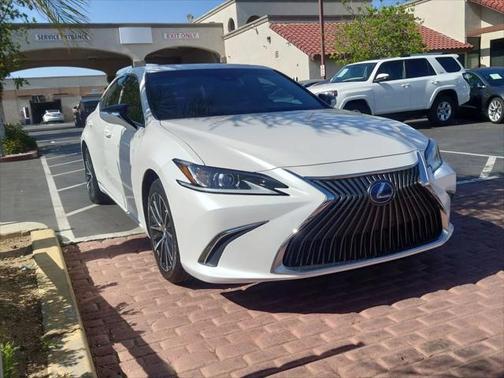 2021 Lexus ES 300h Base