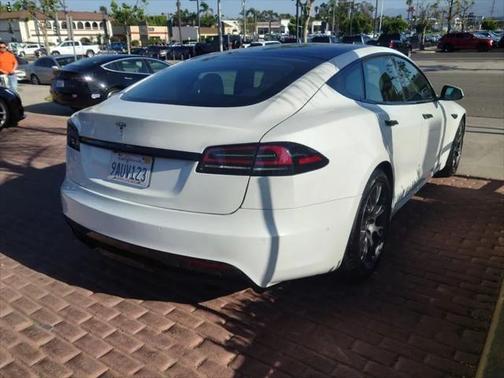 2022 Tesla Model S Base