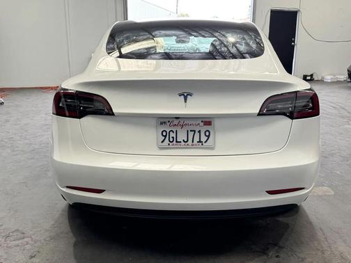 2023 Tesla Model 3 Standard Range