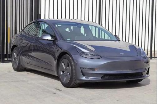 2022 Tesla Model 3 Standard Range