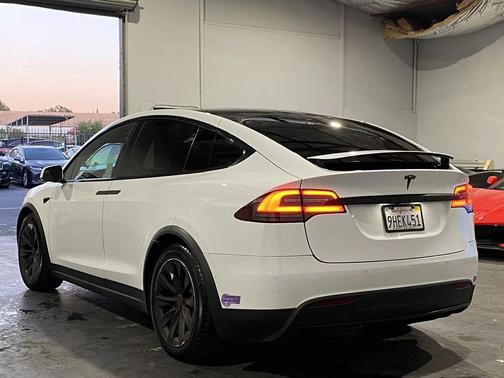2018 Tesla Model X 75D