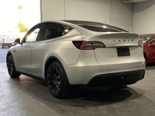 2020 Tesla Model Y Long Range Dual Motor All-Wheel Drive