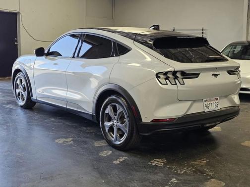 Space White Metallic 2023 Ford Mustang Mach-E Select