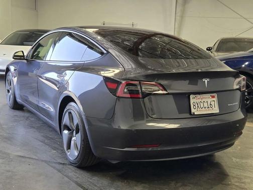 gray 2021 Tesla Model 3 Long Range