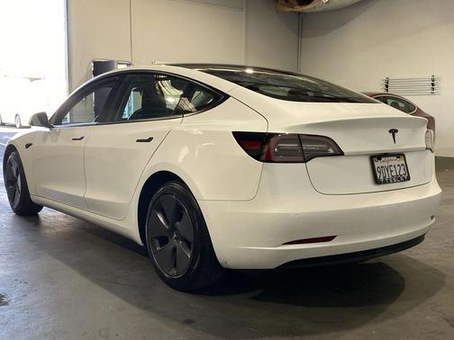 2023 Tesla Model 3 Standard Range