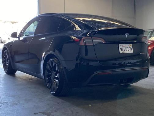 2022 Tesla Model Y Performance
