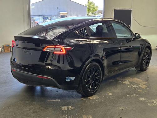 Solid Black 2021 Tesla Model Y Standard Range Rear-Wheel Drive