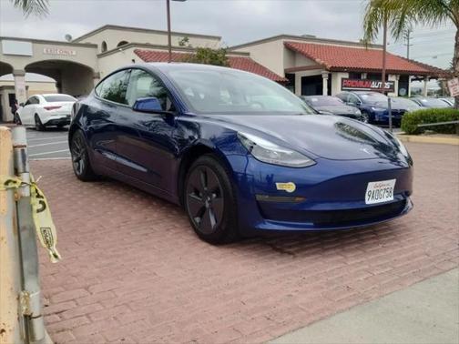 2022 Tesla Model 3 Standard Range
