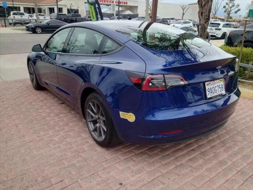 2022 Tesla Model 3 Standard Range