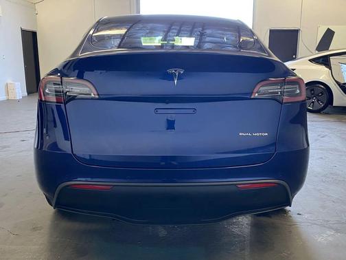2020 Tesla Model Y Long Range