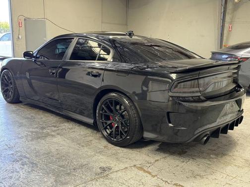 2015 Dodge Charger SRT Hellcat