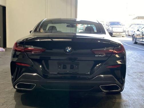 2022 BMW 840 i
